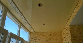 Натяжной потолок на балкон Удомля, цена 6279 руб.